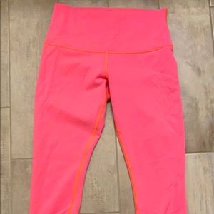 Hot pink reversible Wunder under dbl layer. Sz10